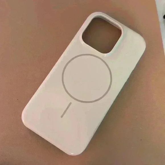 Beats by Dre Other - iPhone 16 pro case Beats